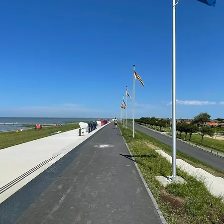 Daire Strandnahe Gegenueber Mutter-vater-kind-klinik Friedrichskoog-spitze